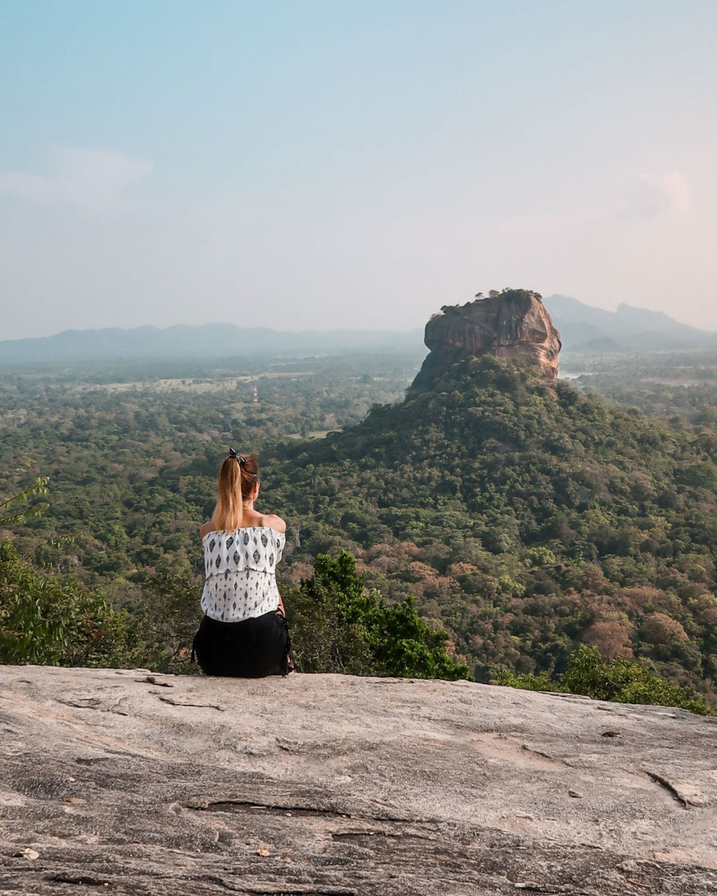 Sigiriya Sri Lanka - Pidurangala rock